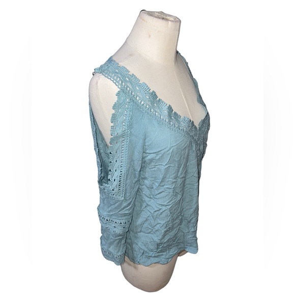 CHARLOTTE RUSSE | OPEN SHOLDER LACE V-NECK  BLUE TOP WOMENS SZ MED - Picture 5 of 6